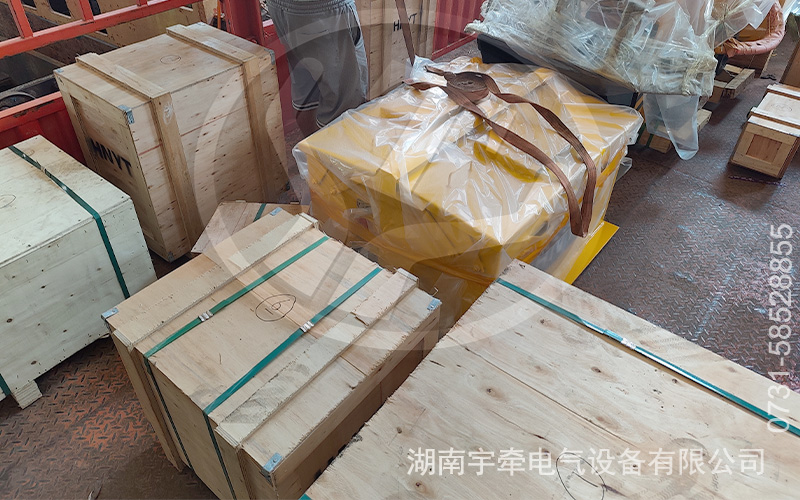 2.5噸蓄電池電機車出口海外 3.jpg